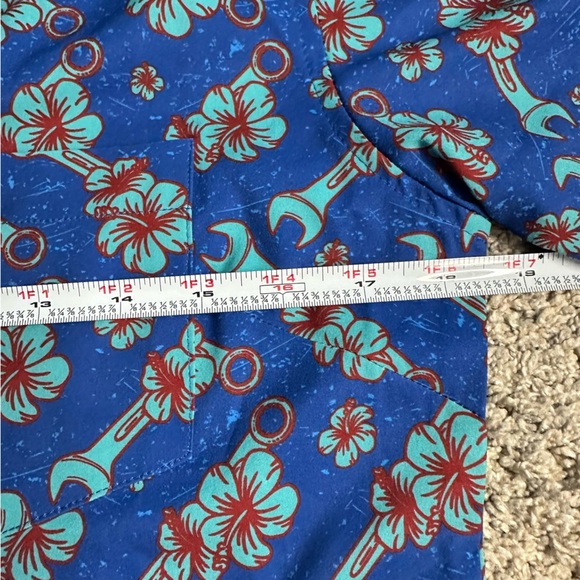 Dixxon GET LEI'D PARTY SHIRT Medium women’s Hawaii  button down blue floral - Picture 5 of 8